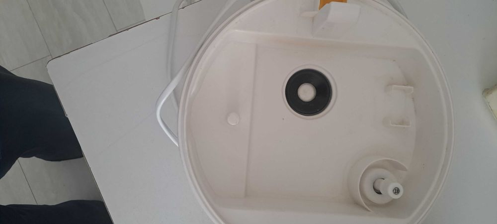 Продаю увлажнитель воздуха