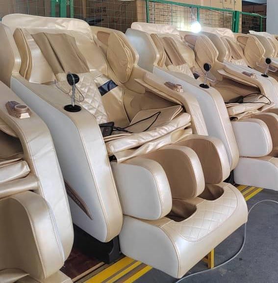 Тотална Разпродажба, Професионален Масажен Стол Хоърдрийм Платинум