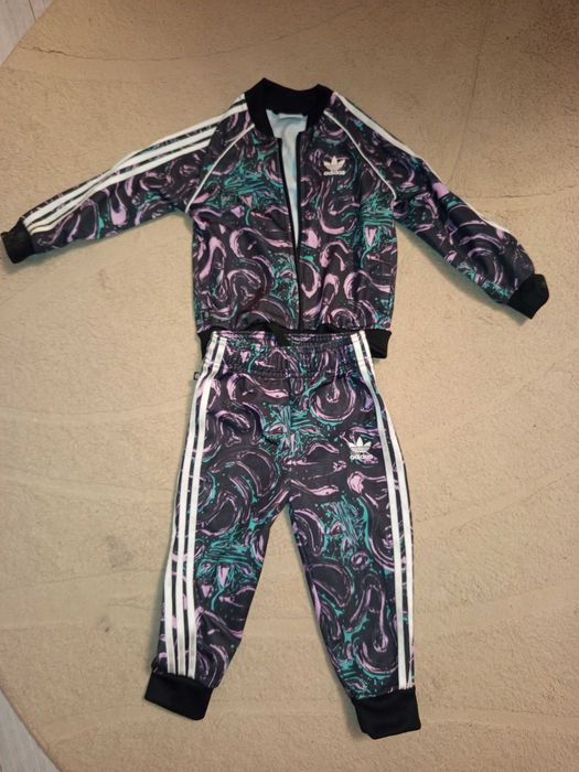 Адидас 92 см. - комплект за момиче