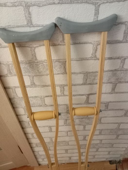 Продам костыли продам