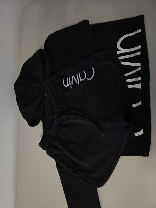 Calvin Klein спортен сет