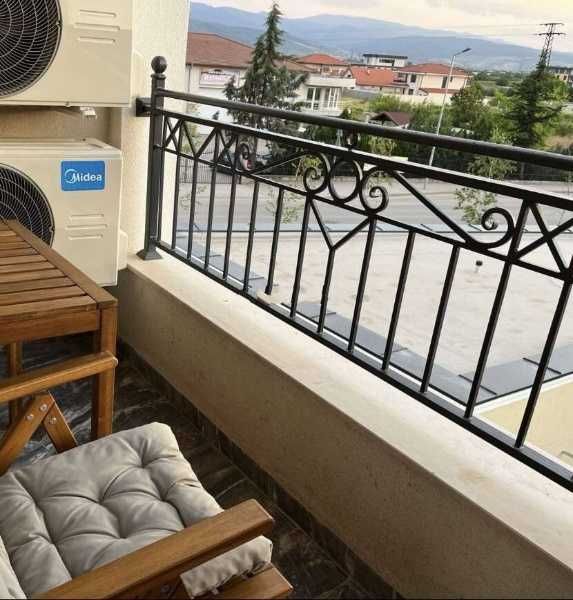 Продава се Двустаен апартамент в Пловдив, Остромила - 65 кв.м за 1382 €/кв.м - Снимка #4