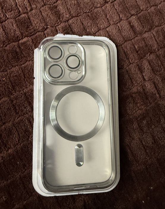 Vand husa iphone 16 pro , 16 pro max