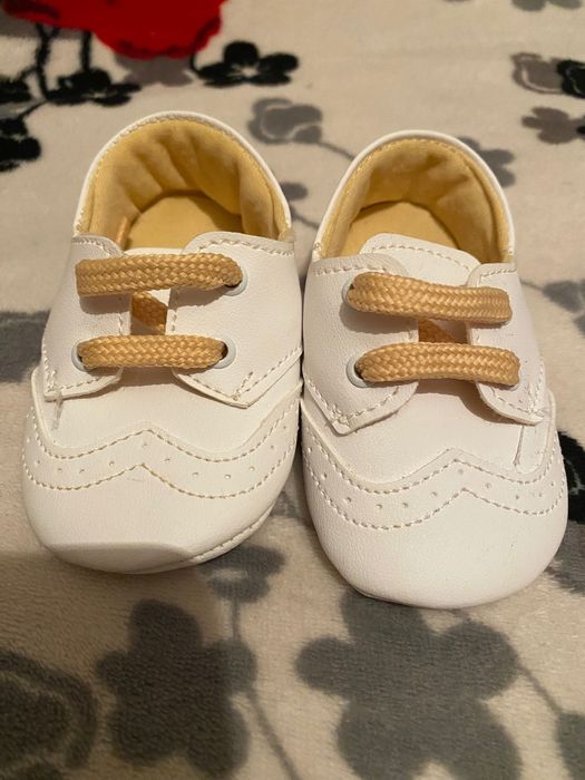 Încălțăminte bebe