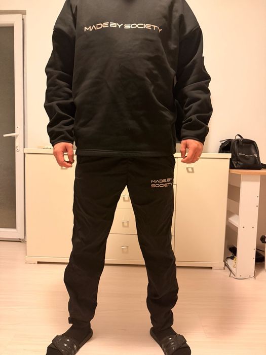 De vânzare Made by society