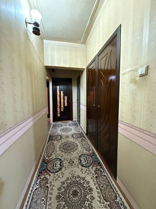 Продаётся 3х комнатная Юнусабад 19 квартал 2 этаж