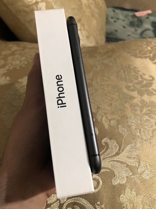 Продам айфон 11 iphone 11