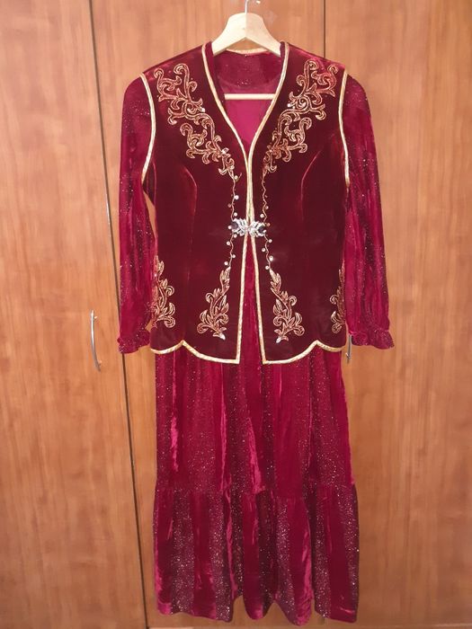 Әдемі қазақша киім