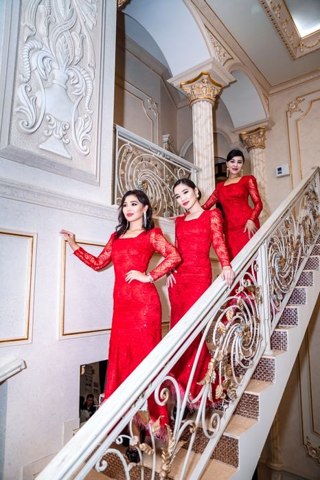 Трио костюмдери сатылады