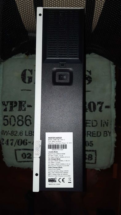 Sistem Hybrid Solar Y&H model  SML-1600W-12v-M80A