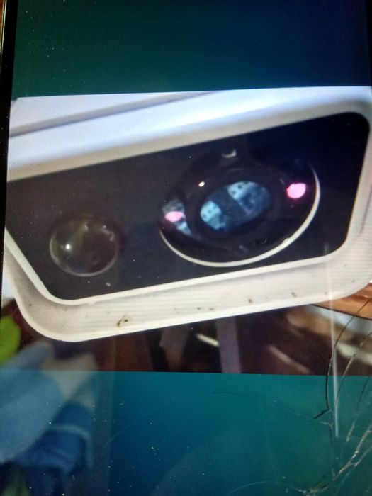 Calorifer cu fir electric,camera video ,cârlige perdele.