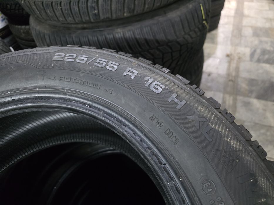2бр Като нови зимни гуми 225 55 16 - Uniroyal