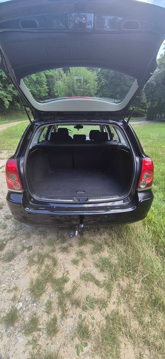 Avensis de vanzare