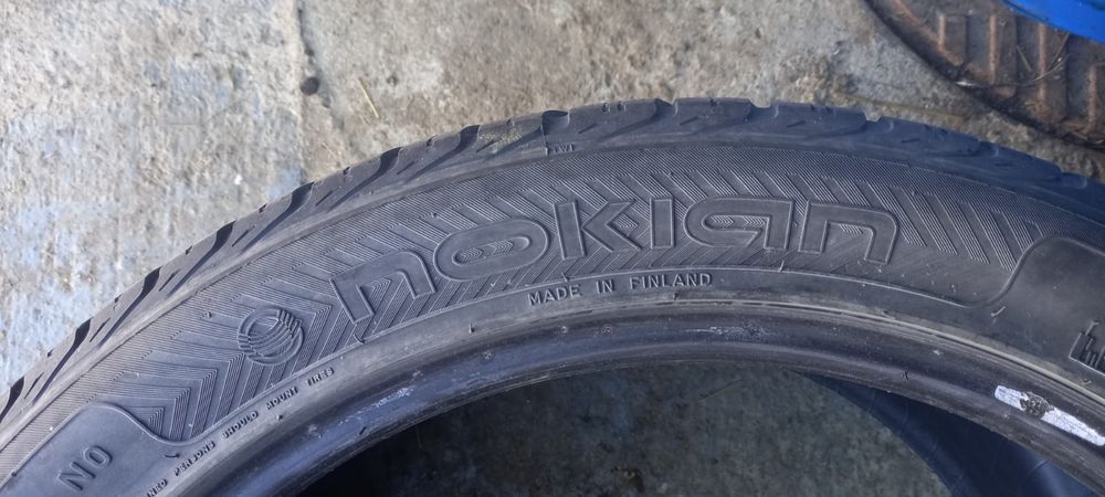 Anvelope iarna 295/35 R18 Nokian