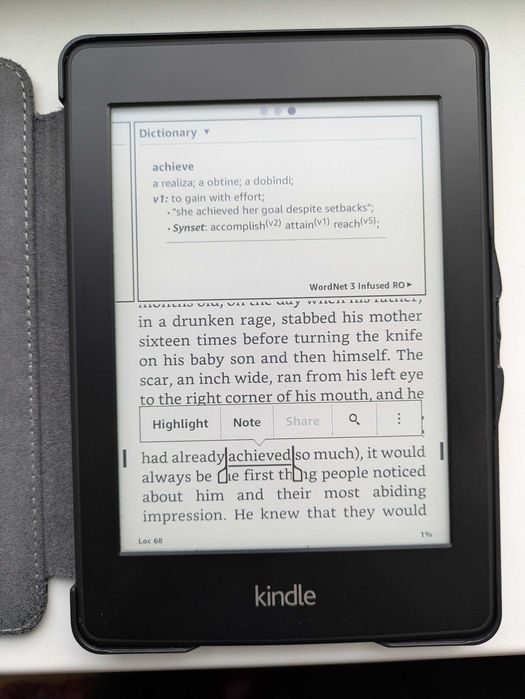 Ebook Reader Kindle Paperwhite, stare excelentă, cu 700 de cărți best seller și dicționare
