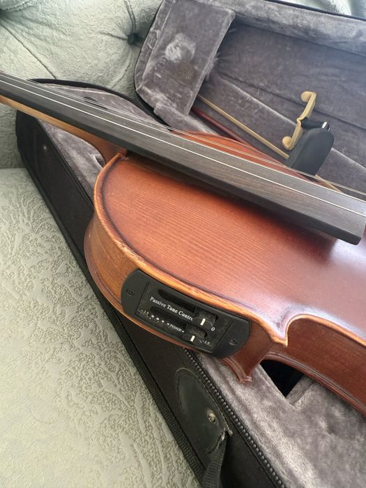 Aкустическая скрипка