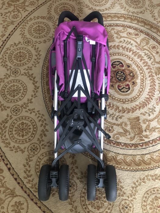 Продам детскую каляску Chicco