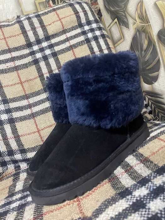 Продам угги женские