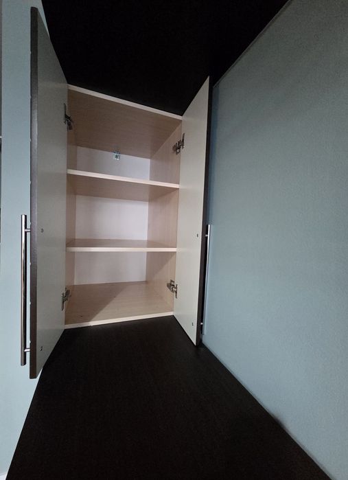 Барная стойка со шкафами