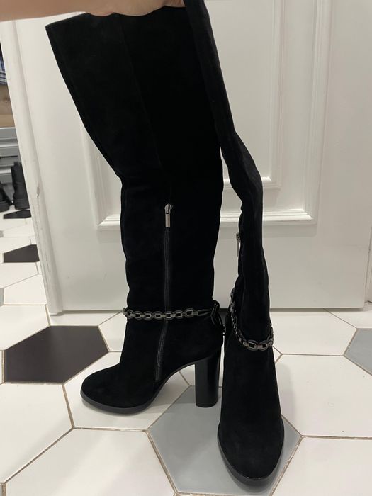 Продается сапоги бренд basconi