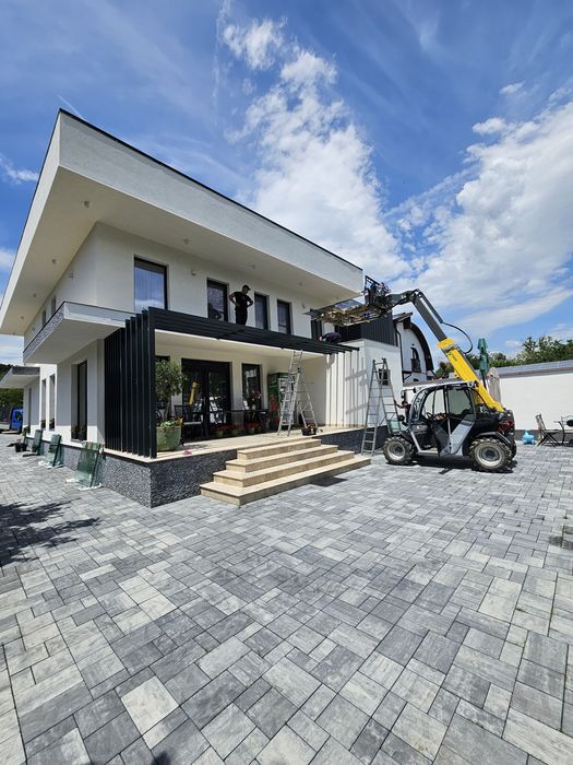 Nacela  Mini-Excavator Manitou