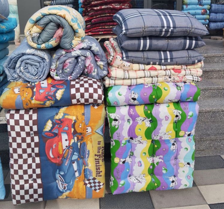 Матрас подушка постелный беле детскый для садика