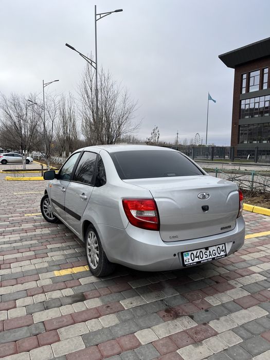 Lada Granta 2014 года