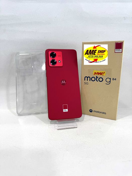 Motorola g84 5G, 256GB/8GB RAM, Viva Magenta, NOU!
