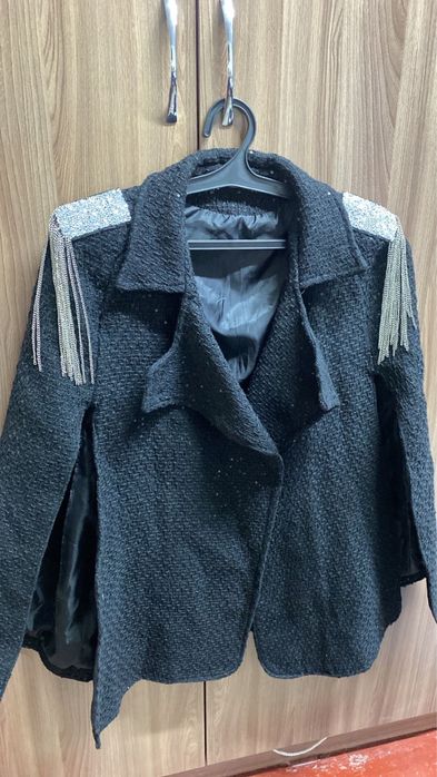 Продам Женские  одежды