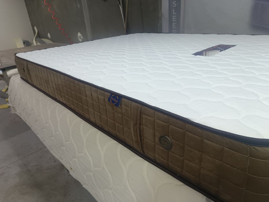 Анатомические матрас от компании "MaxSleep"