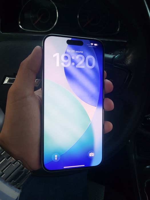 Iphone 15 pro max sotiladi!