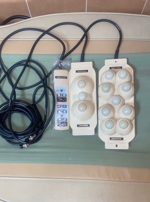 Массажная кушетка CERAGEM MASTER