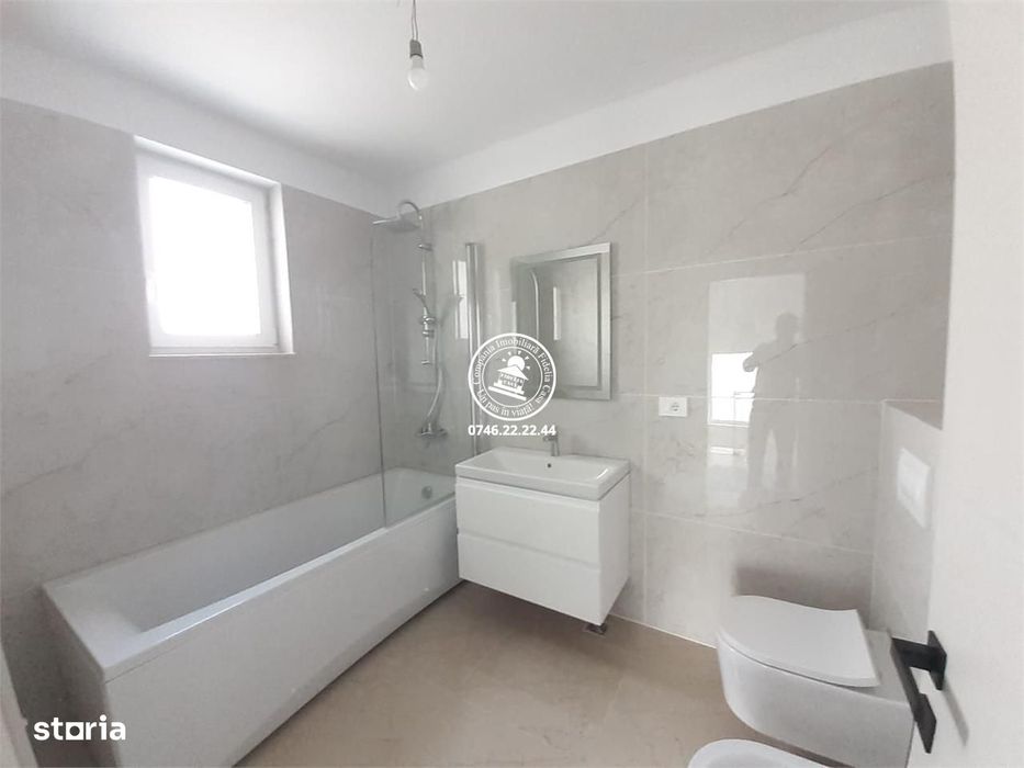 Vila  de vanzare  Rediu,
