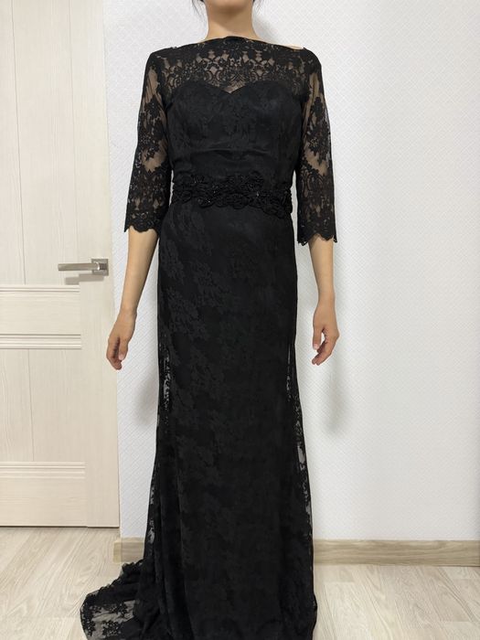 Вечернее платье