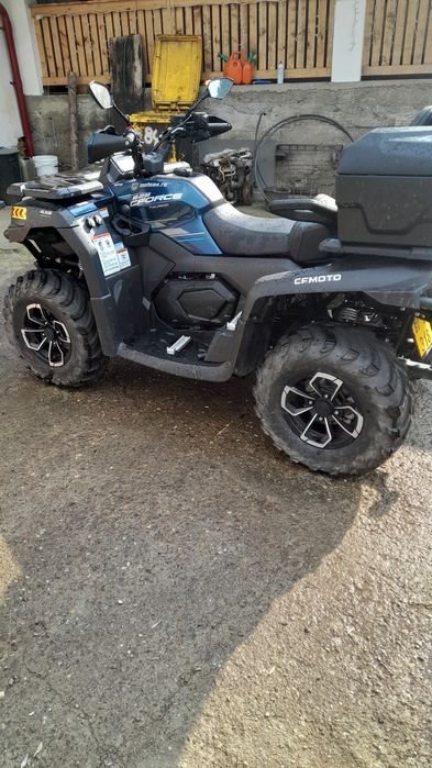 Vând atv CFMOTO 2025
