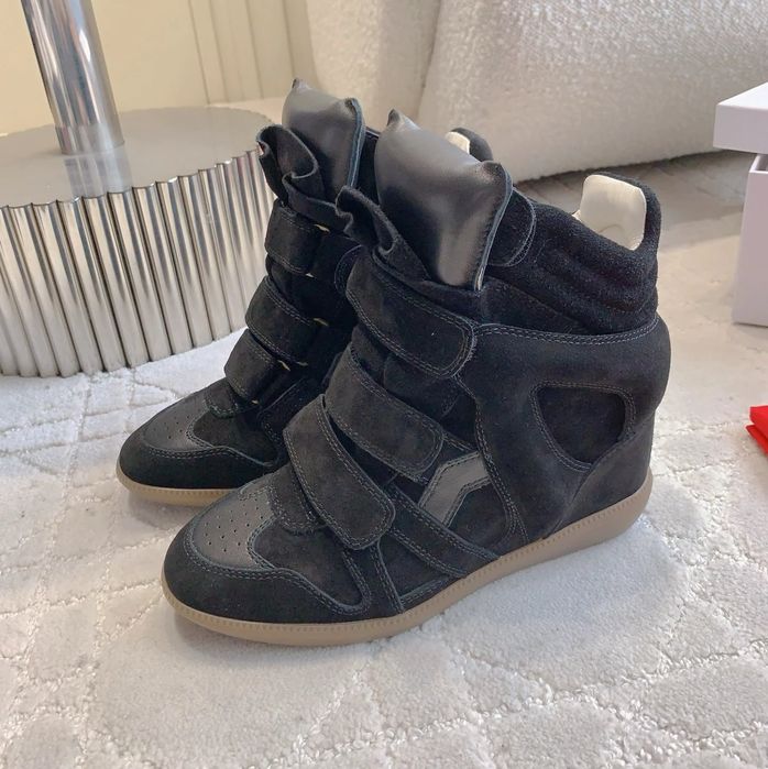 Isabel Marant Pe precomandă mărimi :35-40-