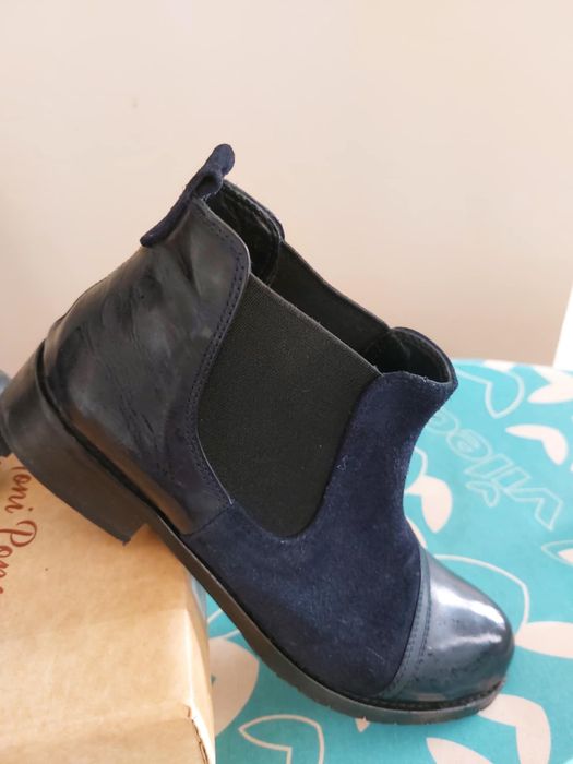 Продавам различни зимни боти