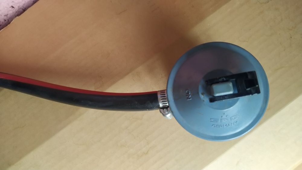 Газов котлон с газова бутилка и редуцил вентил и маркуч