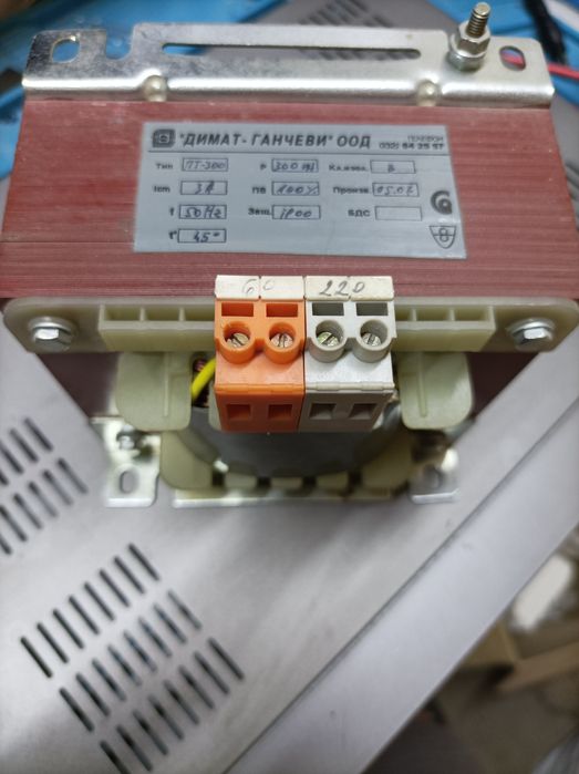 Трансформатор 220v/60v