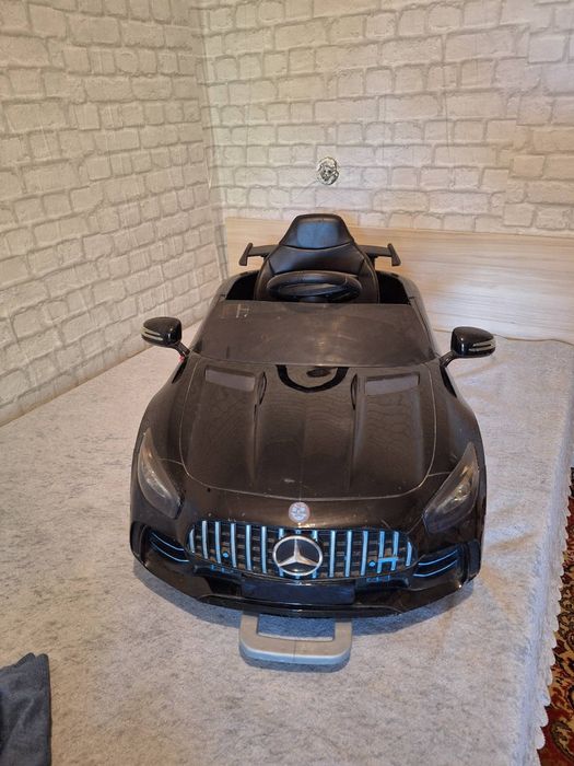Mercedes benz AMG GTR