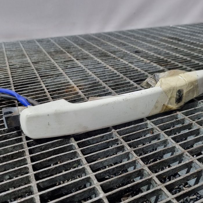 Maner Exterior Usa Stanga Fata Nissan Qashqai 2008 - 2010 SUV 4 Usi SUPER WHITE (1341)