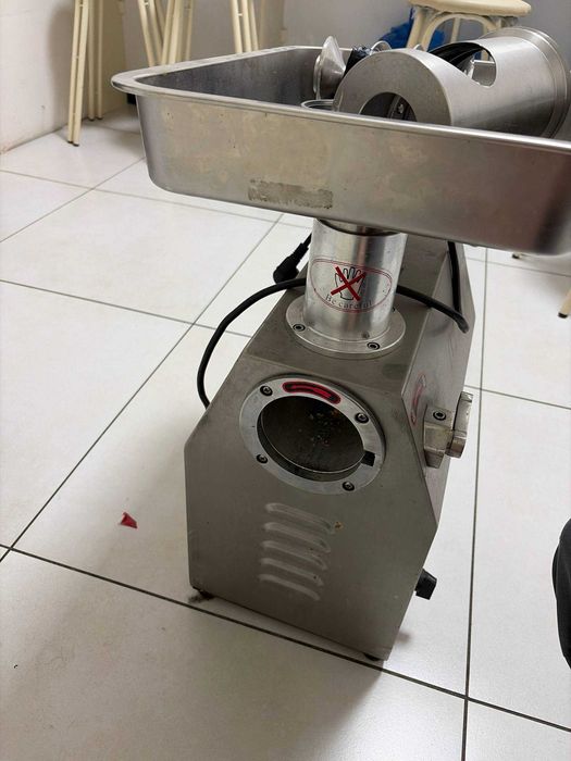 Myasorubka (go'sht maydalagich) MildRich TK-32 sotiladi