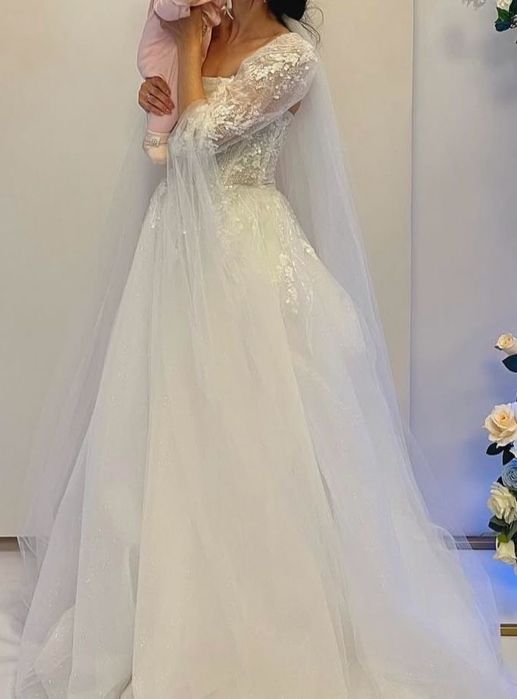 Свадебное платье