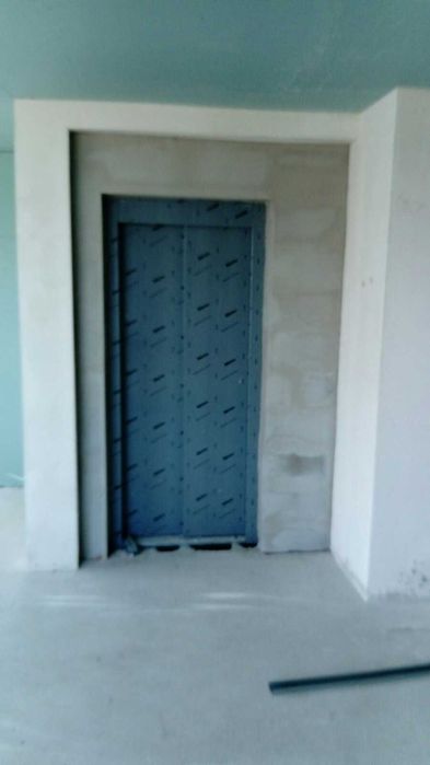 Продава се Двустаен апартамент в Бургас, Център - 115 кв.м за 1557 €/кв.м - Снимка #9