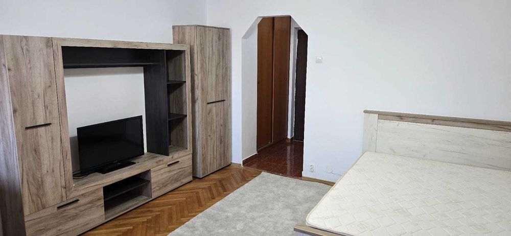 Inchirez garsoaniera zona metrou Costin Georgian/Morarilor — fotografia 3