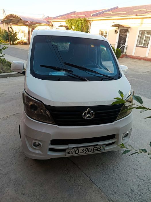 Changan mini gruzavik