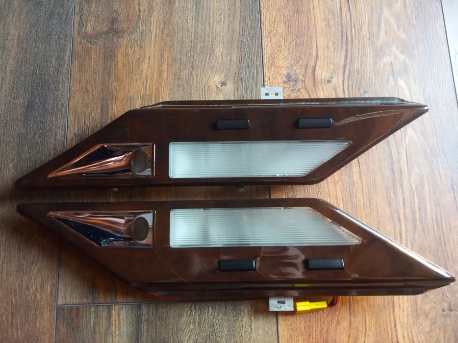 Плафоны освещения салона BMW E38