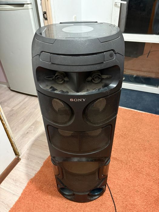 Музыкальный центр Sony MHC-V82D