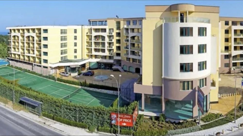 Продава се Едностаен апартамент в к.к. Св.Св. Константин и Елена - 44 кв.м за 1275 €/кв.м - Снимка #1