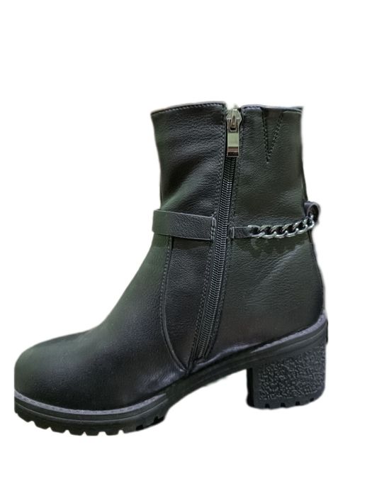 Ayollar etigi Женская обувь